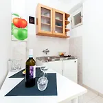 Vania Апартаменты *